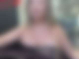 newlisa2018's Live Sex Cam Show