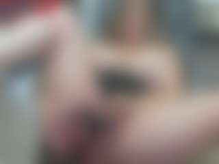 newlisa2018's Live Sex Cam Show
