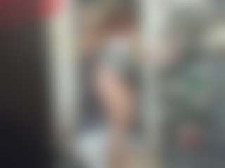 newlisa2018's Live Sex Cam Show