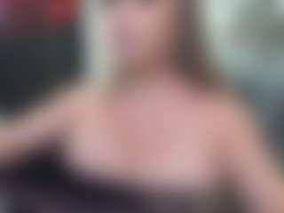 newlisa2018's Live Sex Cam Show
