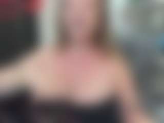 newlisa2018's Live Sex Cam Show