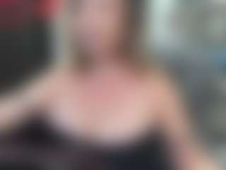 newlisa2018's Live Sex Cam Show