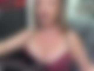 newlisa2018's Live Sex Cam Show