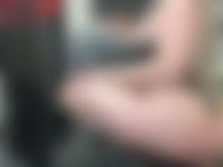 newlisa2018's Live Sex Cam Show