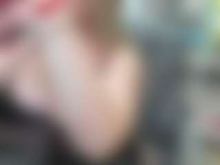 newlisa2018's Live Sex Cam Show
