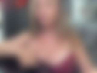 newlisa2018's Live Sex Cam Show