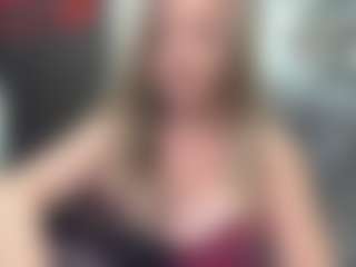 newlisa2018's Live Sex Cam Show