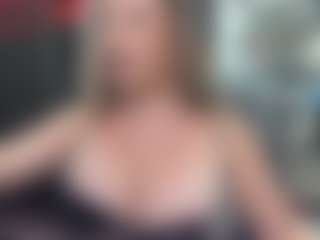 Live cam show with newlisa2018 - Smoke on Camsoda