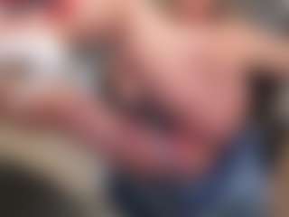 newlisa2018's Live Sex Cam Show