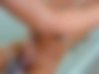 Show in cam erotica live di Emma Mejia