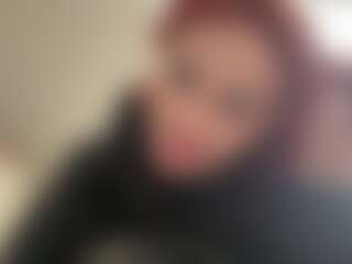 Live cam show with Elle - Pornstar Teen (18+) on Camsoda Late Night