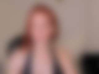 Mia Farrell's Live Sex Cam Show