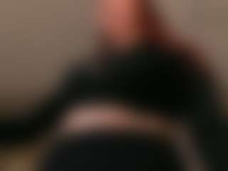 Mia Farrell's Live Sex Cam Show