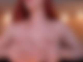 Mia Farrell's Live Sex Cam Show