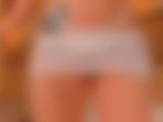 Mia Farrell's Live Sex Cam Show