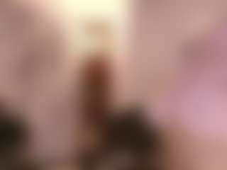 Live cam show with mariejanee - Living Room on crypto-cams