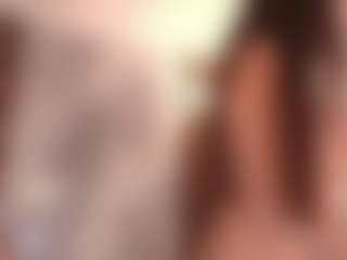 Live cam show with mariejanee - Living Room on wildcum.com
