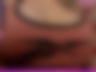 Live cam show with Ayana Delatorre - Thick on Camsoda