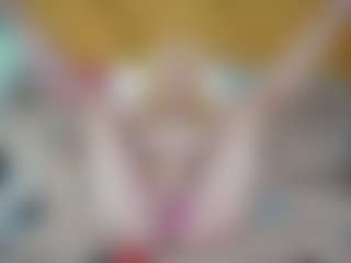 Annemanifique's Live Sex Cam Show