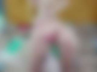 Annemanifique's Live Sex Cam Show
