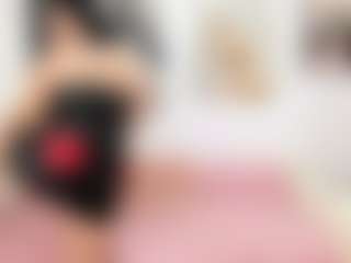 Kate MILF webcam performer live streaming