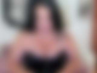 Live cam show with Kate - Middle Aged on Gym Cam Girls