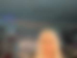 adrianna777's Live Sex Cam Show
