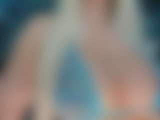 adrianna777's Live Sex Cam Show
