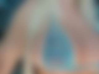 adrianna777's Live Sex Cam Show