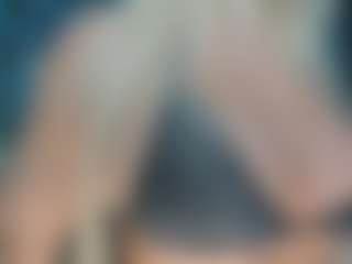 adrianna777's Live Sex Cam Show