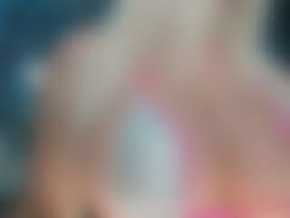 adrianna777's Live Sex Cam Show