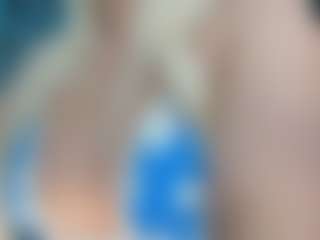 adrianna777's Live Sex Cam Show