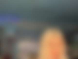 adrianna777's Live Sex Cam Show