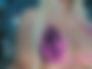 adrianna777's Live Sex Cam Show