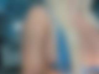 adrianna777's Live Sex Cam Show