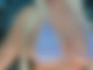 adrianna777's Live Sex Cam Show