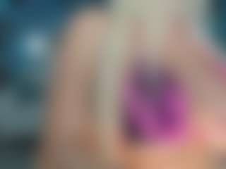 adrianna777's Live Sex Cam Show