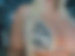 adrianna777's Live Sex Cam Show