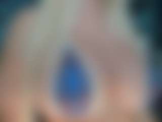adrianna777's Live Sex Cam Show