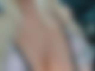 adrianna777's Live Sex Cam Show