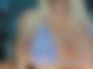 adrianna777's Live Sex Cam Show