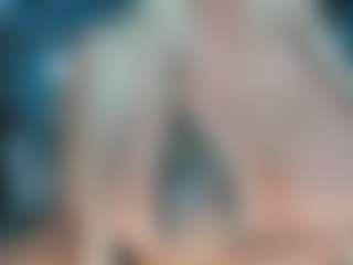 adrianna777's Live Sex Cam Show