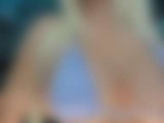 adrianna777's Live Sex Cam Show