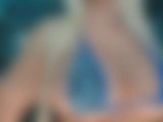 adrianna777's Live Sex Cam Show