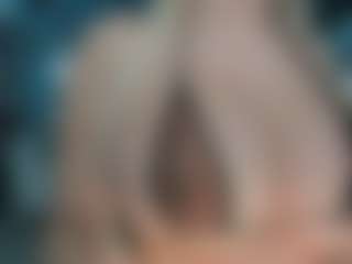 adrianna777's Live Sex Cam Show