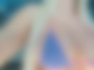adrianna777's Live Sex Cam Show