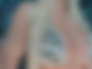 adrianna777's Live Sex Cam Show