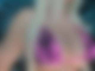 adrianna777's Live Sex Cam Show