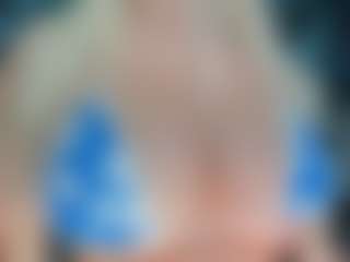 adrianna777's Live Sex Cam Show