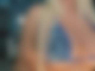 adrianna777's Live Sex Cam Show